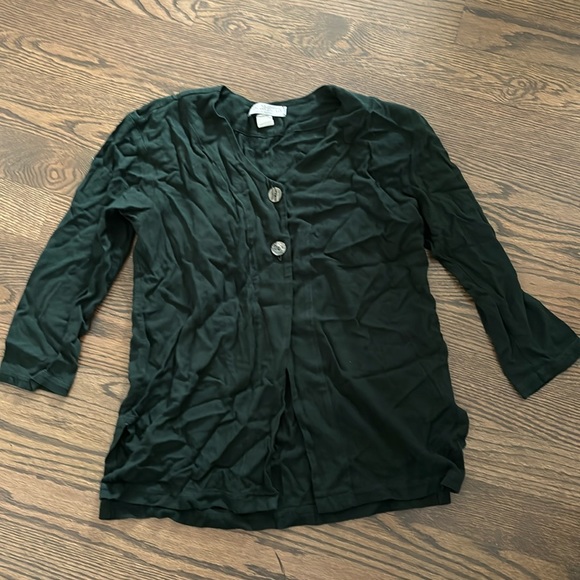 M.A.C. Collection top - Picture 1 of 2